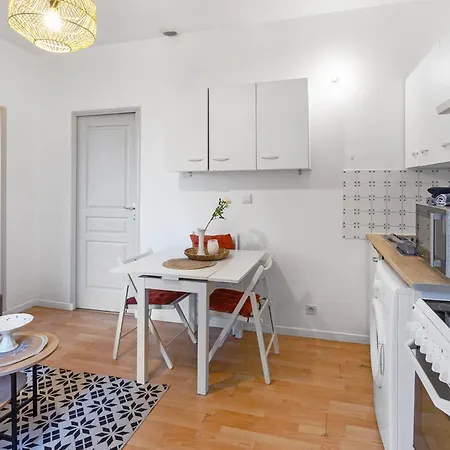 Apartment Lecour - Confortable Et