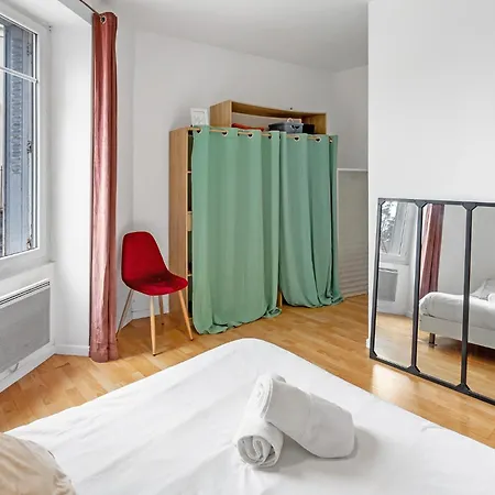 Lecour - Confortable Et Apartment